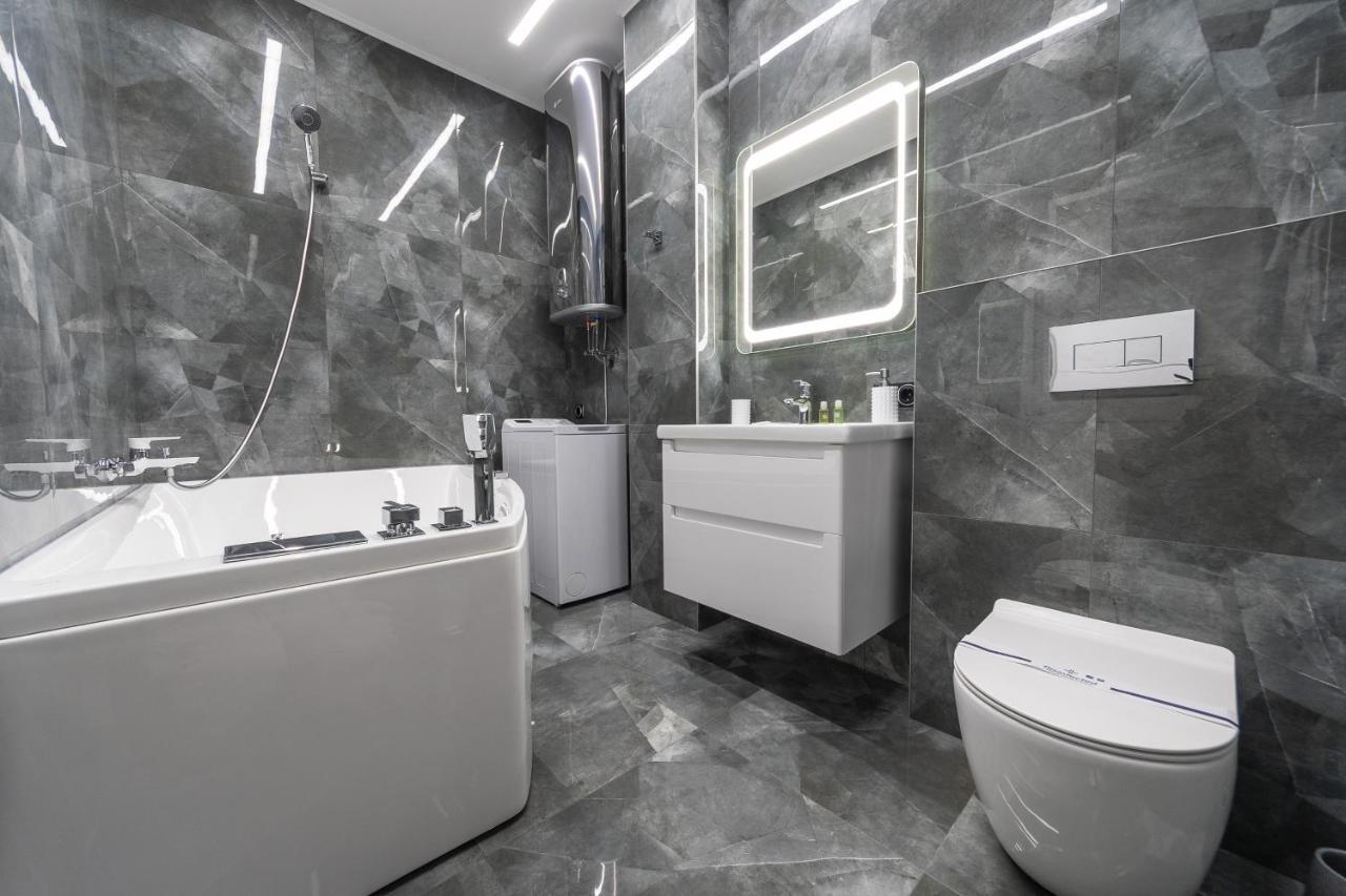 Luxury Apartments In Downtown Kiev Eksteriør bilde